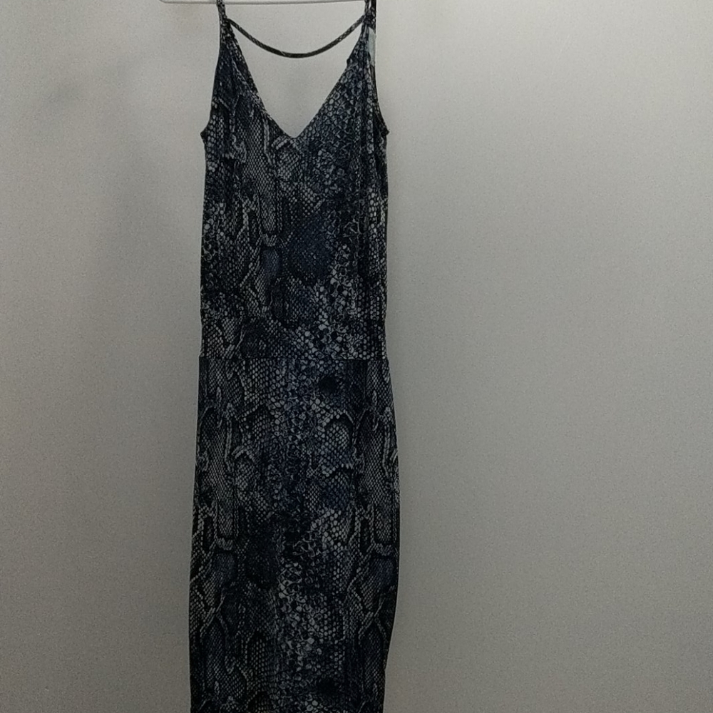 NWOT Veronica M snake dress
